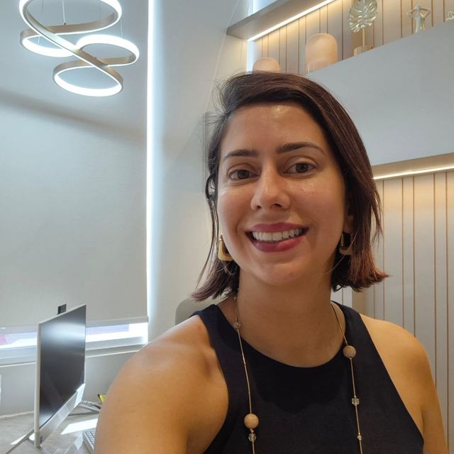Suelen Pacheco Tavares, Psiquiatra Brasília