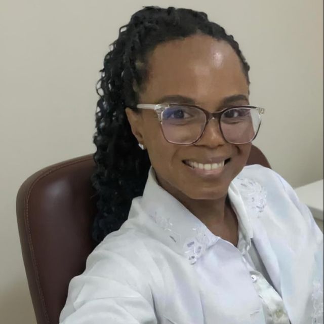 Gabriela Santos Silva, Coloproctologista Rio de Janeiro