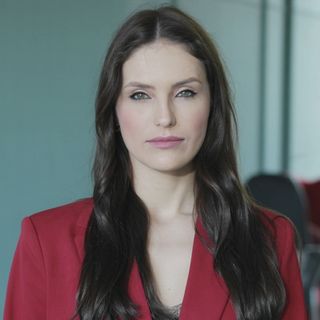 Ampliar imagem: Caroline Kroeff, Cirurgião plástico São Paulo