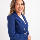 Dra. Larissa  De Oliveira Cruz