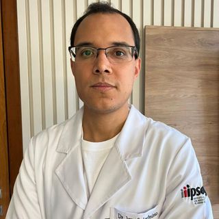 Igor  Silva Jeronimo, Reumatologista Betim