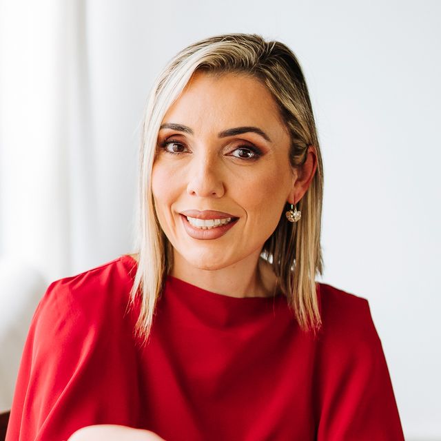 Cristine Bessa  Gondim, Pediatra Curitiba