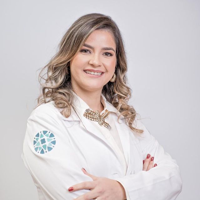 Charliana Uchôa Cristovão, Gastroenterologista São Paulo