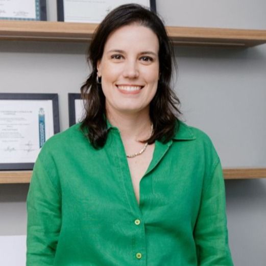 Julia Sevá Gomes, Médico clínico geral Campinas