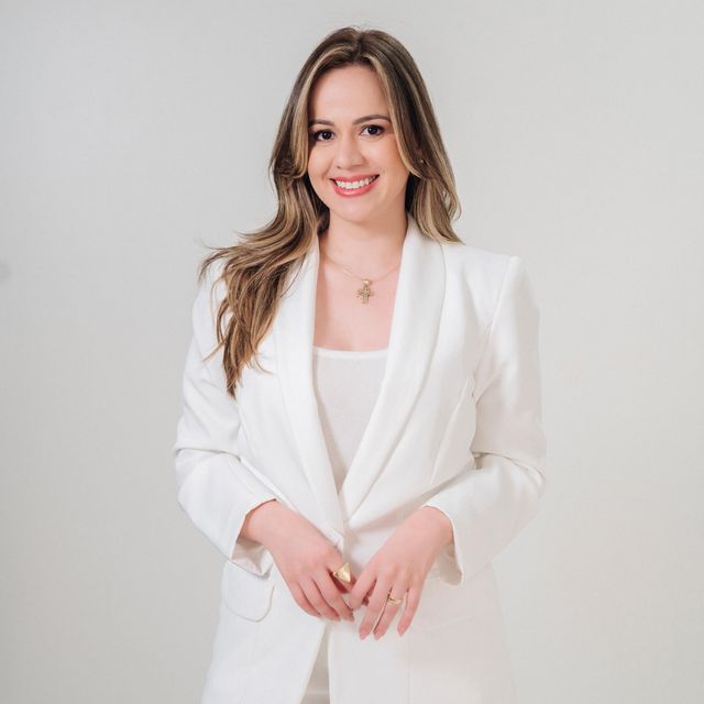 Juliana Maria Nascimento Silva, Reumatologista Parauapebas