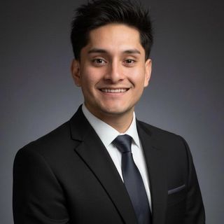 Acercar imagen: Shamir Barros Sevillano, Médico general Trujillo