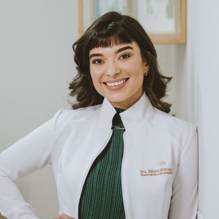 Milena Manesco dos Santos, Dentista Londrina