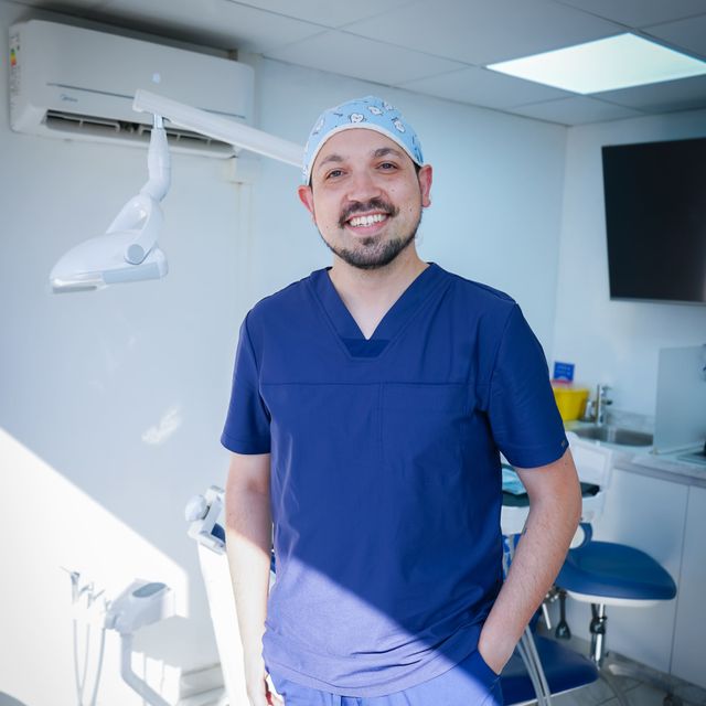 Juan Jesús Prieto, Dentista Providencia