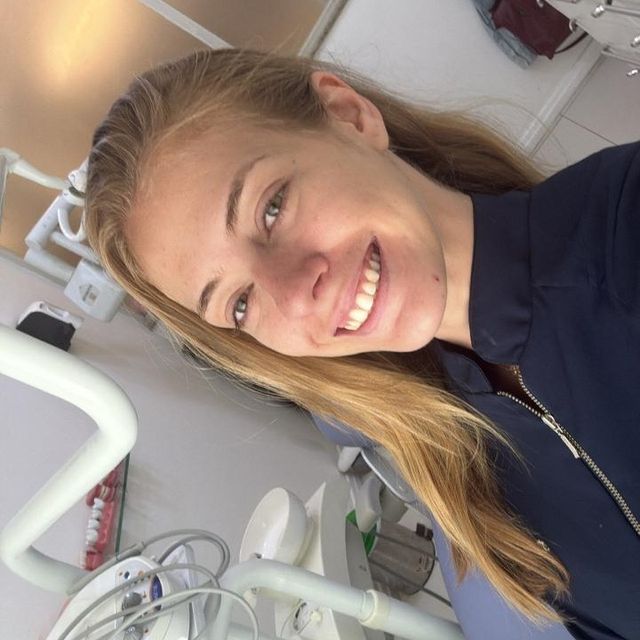 Ingrid Pereira de Mello Duprat, Dentista Rio de Janeiro