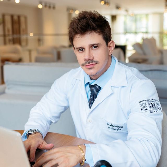 Vinicius Freitas Nunes, Oftalmologista Brumado