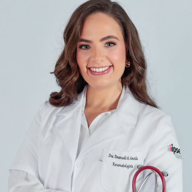 Emanuelle Mendonça de Almeida, Reumatologista Belo Horizonte