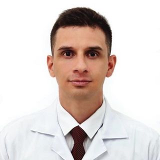 Ampliar imagem:  Evandro  Carneiro Martins Neto, Cirurgião buco-maxilo-facial São Paulo