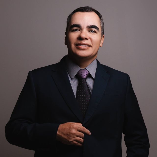 Glaydson Jeronimo da Silva, Reumatologista Goiânia
