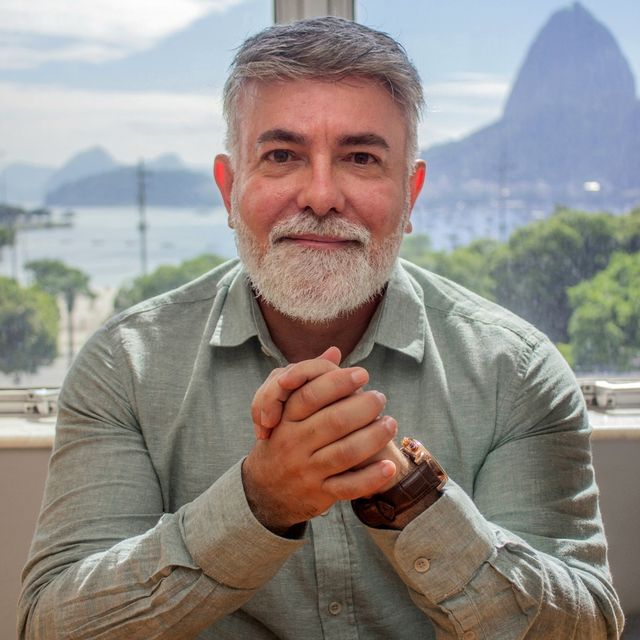 Eliezer Queres, Psicólogo Rio de Janeiro