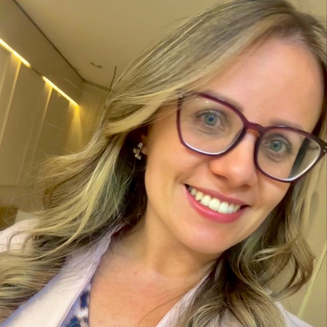 Leticia Jocoski, Nutricionista Colombo