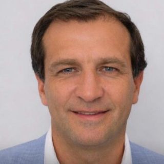 Dr. Maximiliano Saibene