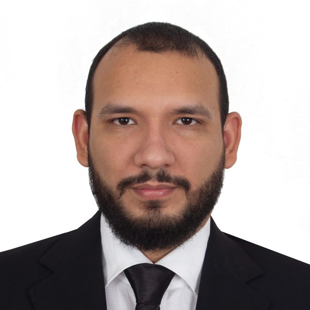 Cristian Pinzon Largo, Ortopedista y Traumatólogo Medellín