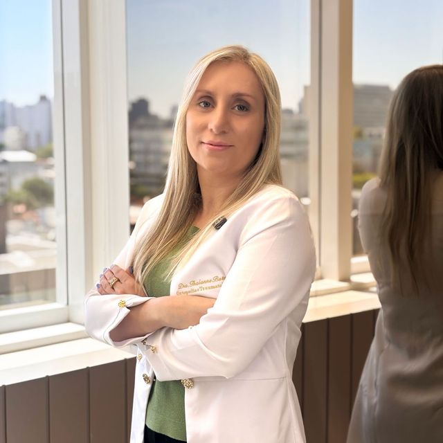 Thaianne Pereira Butze, Ortopedista - Traumatologista Gravataí