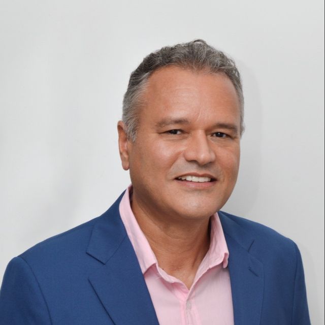 Yvson Cavalcanti, Mastologista Gravatá