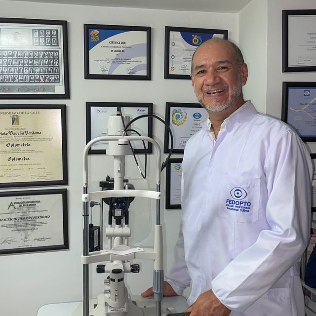 Mauricio Herrán Perdomo, Optómetra Ibagué