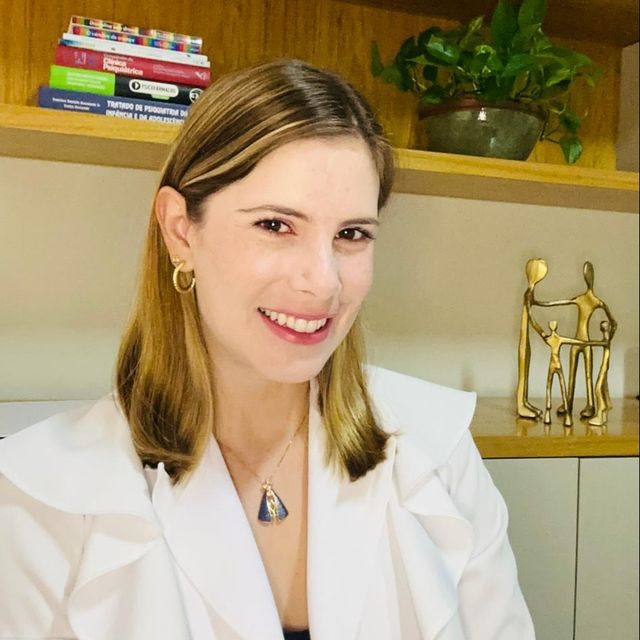 Gabriela Albertini, Psiquiatra Araçatuba