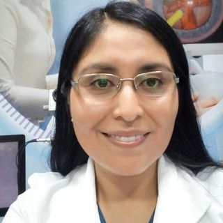 Acercar imagen: Berioska Manzaneda Murguía, Oftalmólogo Juliaca