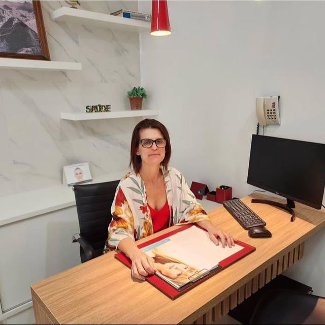 Elaine Da Silva Pires Araujo, Ginecologista Rio de Janeiro