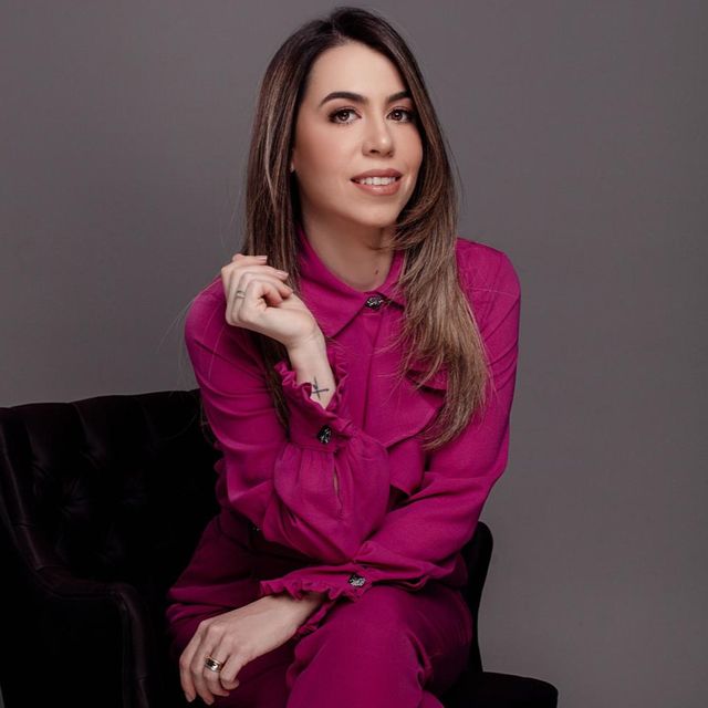 Izabella Martarolli Rosa Tavian, Terapeuta complementar Jundiaí