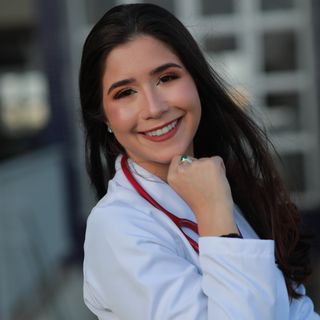 Ampliar imagem: Mariana Melo Almeida, Generalista João Monlevade