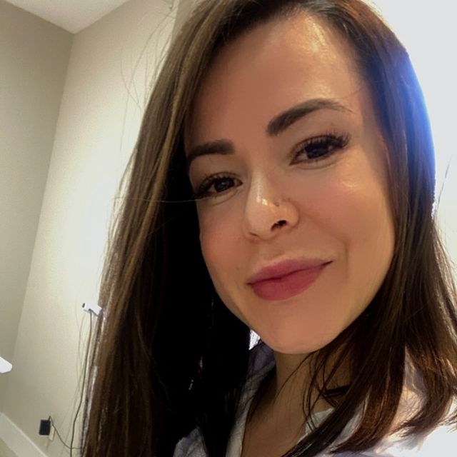 Carolina Barbi Linhares, Cirurgião do aparelho digestivo Balneário Camboriú