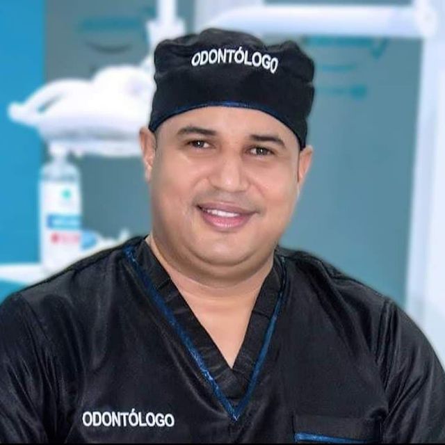 Alberto Sanchez, Odontólogo Barranquilla