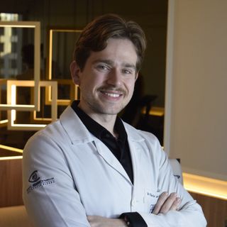 Flávio De Ávila Fowler, Oftalmologista São Paulo