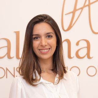 Dra. Paloma Nunes