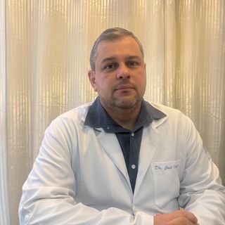 Ampliar imagem: José Antonio Pozza, Infectologista Rio de Janeiro