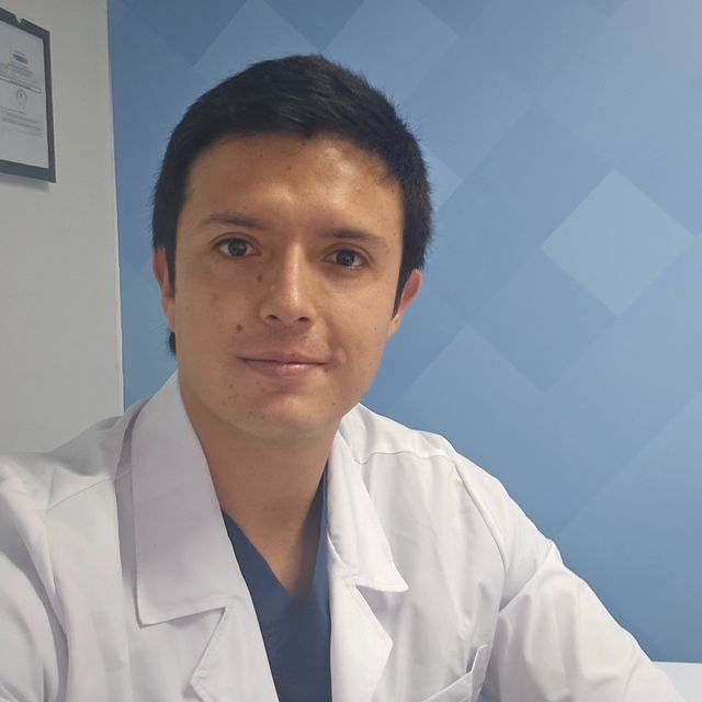 Sebastián Juan Hernández Torres, Urólogo Neiva