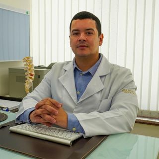 Rafael Julio G Brandão e Silva, Ortopedista - Traumatologista São Paulo