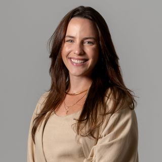 Lara Smith Lima Pascoal, Dentista Vitória