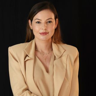 Ampliar imagem: Emanuela Romanha Morello, Dermatologista Ipatinga