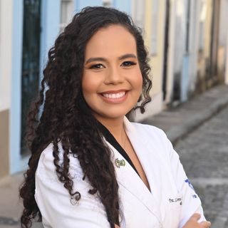 Lorena Lima Almeida, Médico clínico geral Salvador