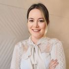 Dra. Lais Correa Renhe