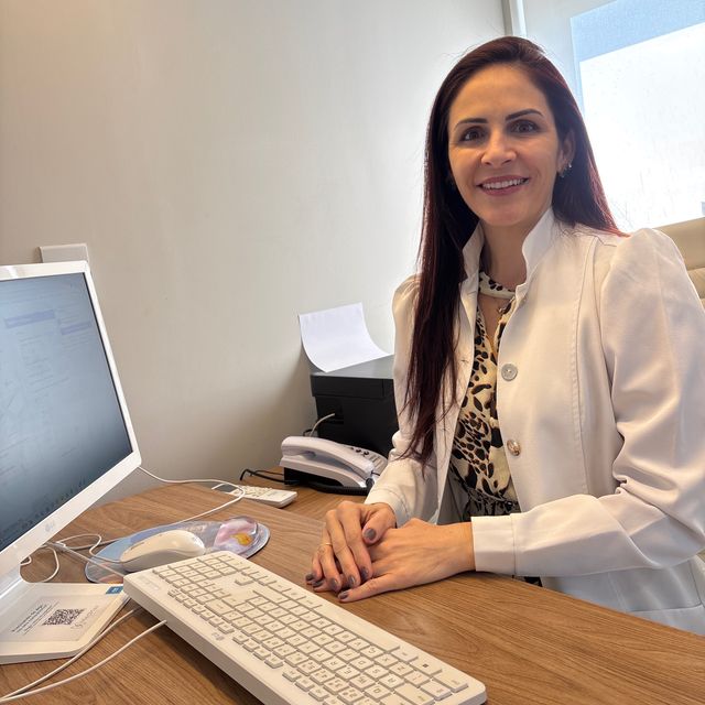 Bruna Manuela Araujo Oliveira, Dermatologista Belo Horizonte