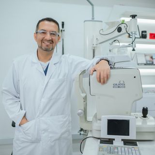 Acercar imagen: Edwin Guillermo Osorio Vargas, Optómetra Bogotá