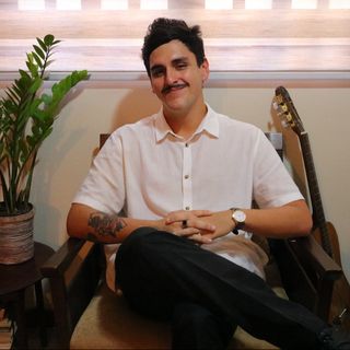  João Pedro  Agualuza de P. Loureiro