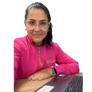 Dra. Carolina Behle Chaves