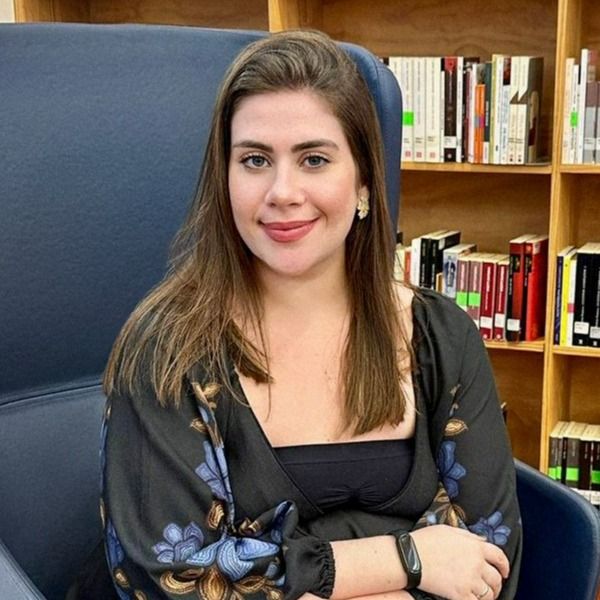 Carolina Kinippeberg, Psicólogo Maringá