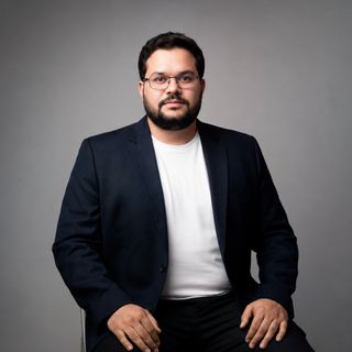 Dr. Pablo Leal