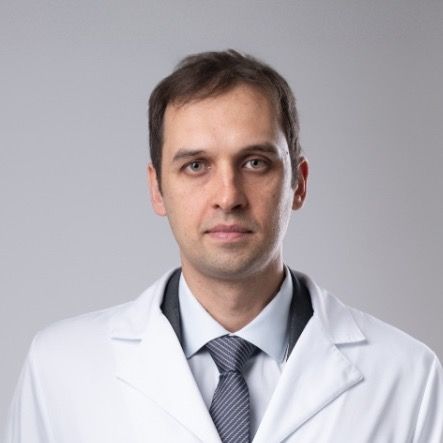 Bruno Bereza, Cirurgião geral Cascavel