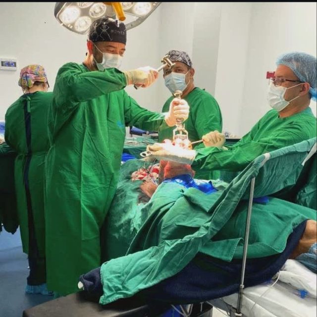 Jorge Antonio Carvajal, Ortopedista y Traumatólogo Armenia