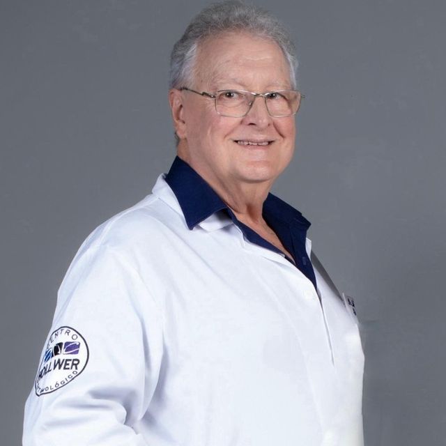 Edison Lee Holland, Oftalmologista São Gonçalo