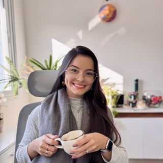 Ampliar imagem: Stéfani Donini, Psicólogo Porto Alegre